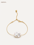 Serpentine Baroque Pearl Bracelet, full bracelet layout on a white studio background